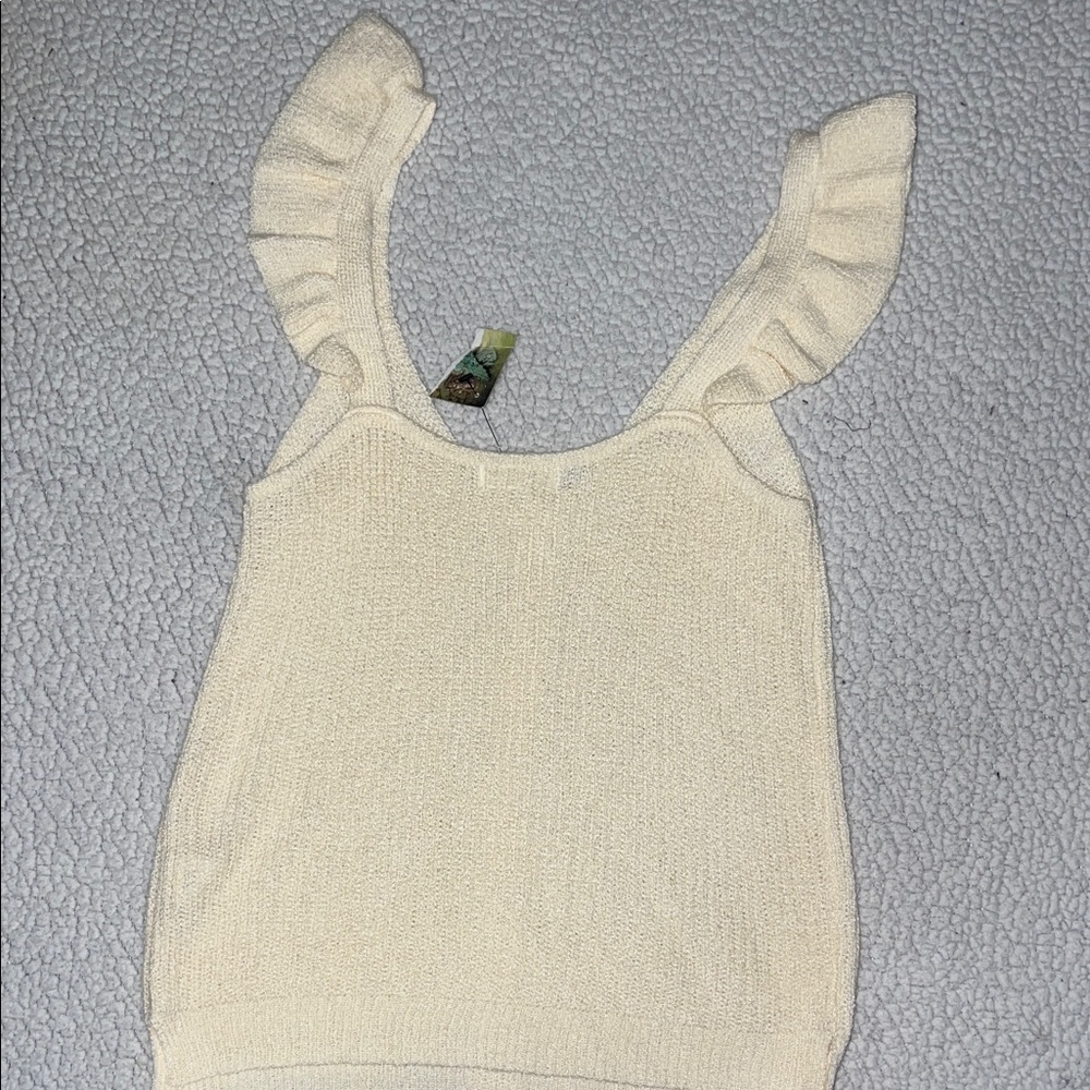 Mine Ivory Button-Front Ruffle Top - Picture 5 of 6